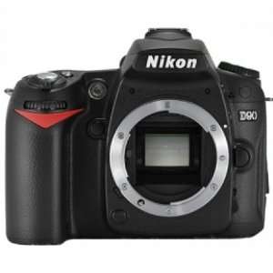  D90 Package 12   (18 135mm Nikkor Lens + 4GB + Pro Flash 
