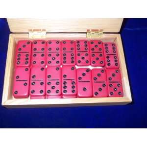  Dominos with wooden case 