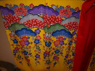 Traditional Okinawan Gown/Kimono   Bingata   Excellent Condition 