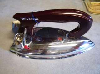 Vtg Universal Travel Iron EA 1630 Unused Landers,Frary  
