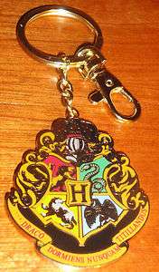Wizarding World of Harry Potter Hogwarts Crest Keychain  