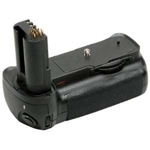   Grip (PG 200) for Nikon D200 Digital SLR Camera