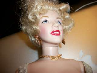 FRANKLIN MINT MARILYN MONROE DOLL~MILLIENIUM GOLD NECKLACE ONLY~BRAND 