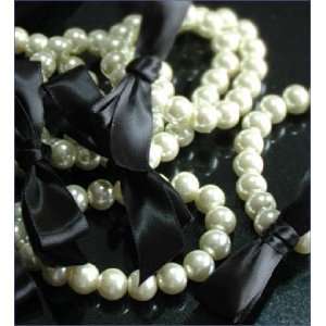  Ribbon Tied Pearl Bracelets Toys & Games