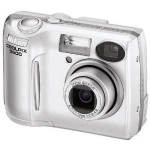   Digital Camera with 3x Optical Zoom (Factory Reconditioned) Camera