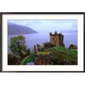  Castle Urquhart Overlooking Loch Ness, Loch Ness, United 