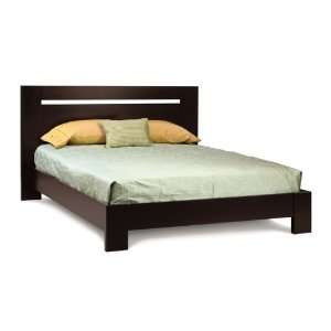   Horizon Bed With Low Footboard in Queen   1 HRL 12 21