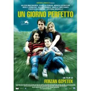  A Perfect Day Movie Poster (11 x 17 Inches   28cm x 44cm 