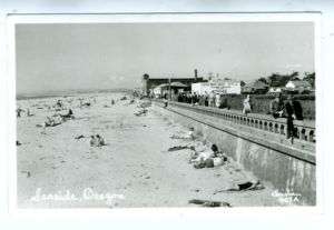 1940s RPPC Postcard Beach Scene Buildings Seaside OR  
