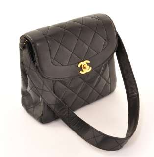 Vintage Chanel Black Quilted Shoulder bag leather strap CC X67  