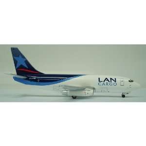  InFlight 200 LAN Chile Cargo B737 200 Model Airplane 