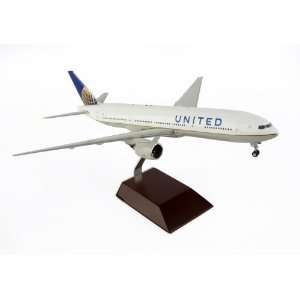   United 777 200 1/200 Post Co Merger REG#N77012