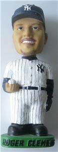 ROGER CLEMENS AUTOGRAPHED SIGNED YANKEES BOBBLE HEAD  