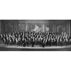  Toscanini and the Philharmonic