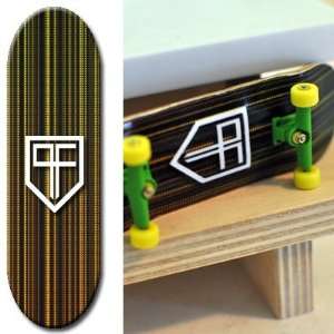  Fingerboard Deck, 5 ply Maple, PF11 Toys & Games