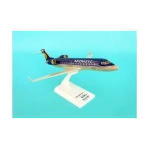  Skymarks SKYWEST/MIDWEST CRJ200 1100 Toys & Games