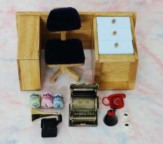 CS04 Dollhouse Miniatures   Creative Working Desk Set  