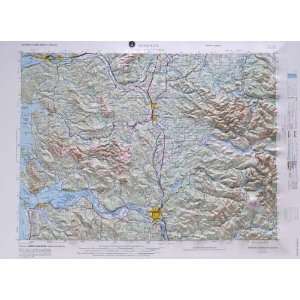   Map in the state of Washington with GOLD Plastic Frame Office