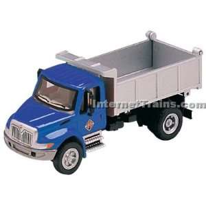   4300 2 Axle Low Bed Dump Truck   Blue/Silver Toys & Games
