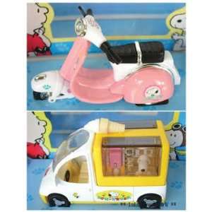  Peanuts Snoopy Mini Motocycle and Ice car set Toys 