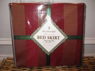 Waterford CHARLEMONT Ruby Red 8P Queen Comforter Set  