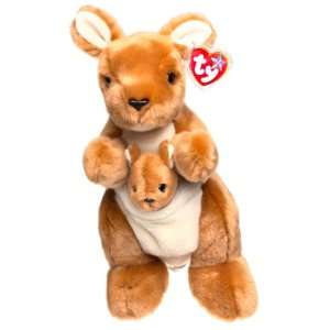  TY Beanie Buddy   POUCH the Kangaroo [Toy] Toys & Games