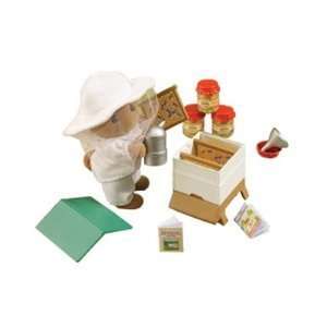  Sylvanian Families Beekeeper and Beehive Toys & Games