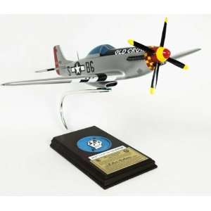  P 51D Mustang Old Crow Signed Model Airplane Toys & Games