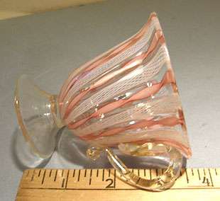 VINTAGE VENETIAN MURANO PINK & WHITE FILIGREE GLASS FOOTED PUNCH CUP W 