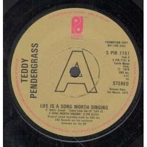   SONG WORTH SINGING 7 (45) UK PHILADELPHIA INTERNATIONAL 1978 Music