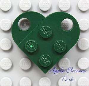 NEW Lego St. Patricks Day DARK GREEN HEART   Token of Irish Love 