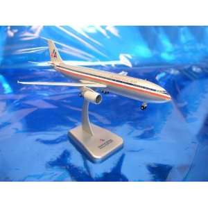    Hogan Wings American Airlines A300 600 Model Airplane Toys & Games