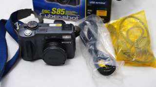 Sony DSC S85 Digital Camera 4.1 MP Great Camera  