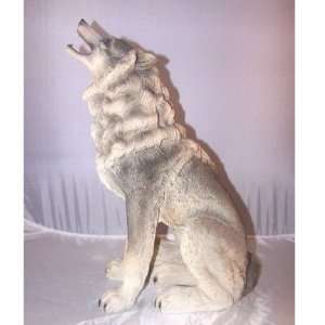 Howling Wolf Statue