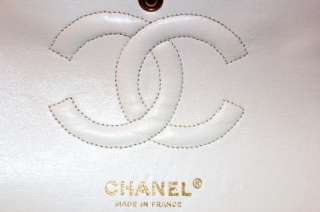 GORGEOUS CHANEL WHITE CAVIAR DOUBLE FLAP MEDIUM CLASSIC BAG WITH GOLD 
