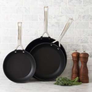 Le Creuset Forged Hard Anodized Skillet, 11  Kitchen 