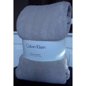  Calvin Klein Plush KING Size Blanket (Beige)