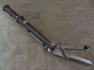   Remington Hand Trap  Antique Gun Rifle Arms Mechanical Handtrap 6824