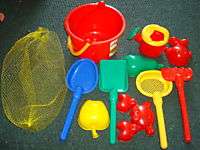 kids beach toy play set w/round plastic sand bucket  