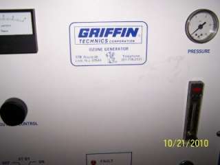 HERE IS A VERY NICE AND FULLY FUNCTIONAL ( Griffin GTC 1C Ozone 