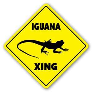  IGUANA CROSSING Sign novelty gift animals Patio, Lawn 