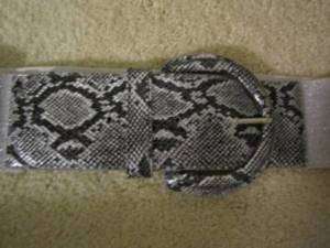 XOXO Womens Snakeskin Glitter Buckle Belt M EUC 1092  