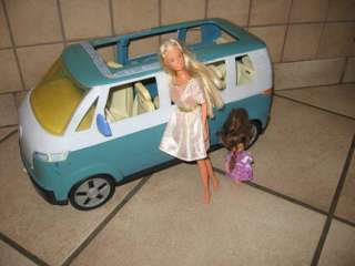 Barbie Puppen Mix  Barbie Auto  Bus in Nordrhein Westfalen 