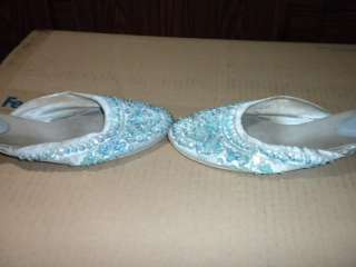 Pre Owned Womens REPORT Sequin Heel Shoes Sandals Well Worn Trashed 
