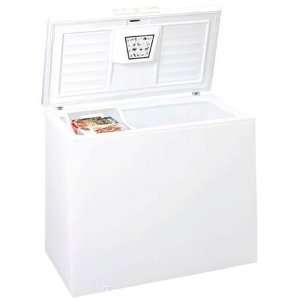  Summit WCH09 9 cu. ft. Household Chest Freezer with Lock 