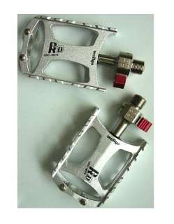 Wellgo Mountain Bike M079 QRD Pedals Bicycle Silver  