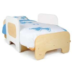  Toddler Bed & Chair   White Baby