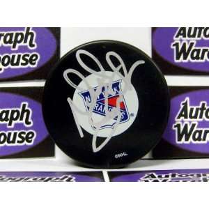 Neil Smith autographed Hockey Puck (New York Rangers)