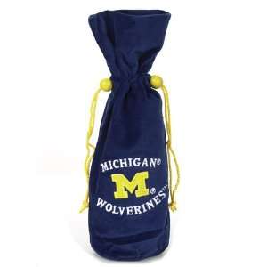   Michigan Wolverines NCAA Drawstring Velvet Bag (14) 