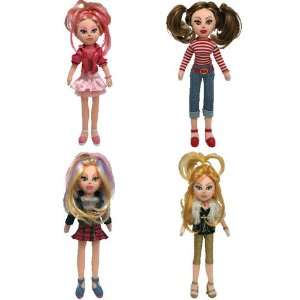   Girlz   Set of 4 Interactive Dolls (July 2007 Release) Toys & Games